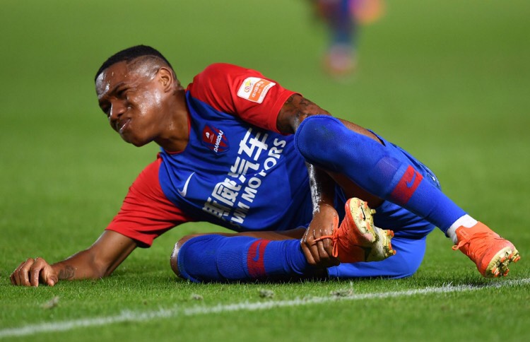 包含重庆斯威崭露头角，战术打法独特，引发热议的词条