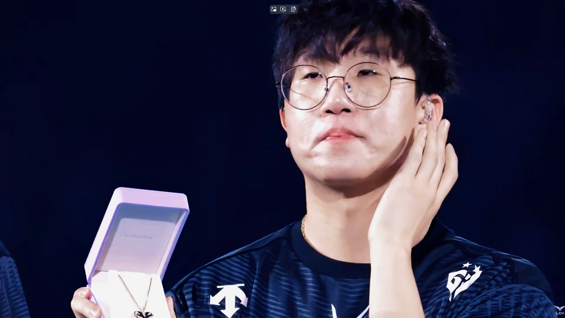 TSM轻取EG，Ruler单局斩获MVP激烈交锋四强赛，留下经典瞬间